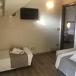 Rosa 4*