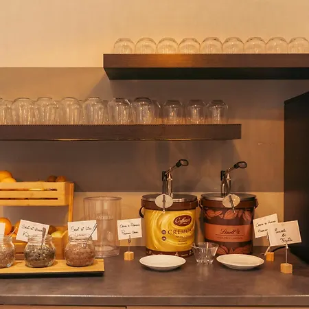 Rosa 4* Μπαβένο