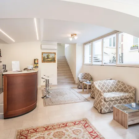 Hotel Rosa 4*