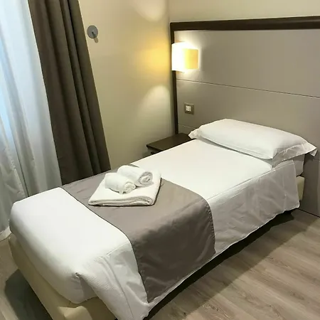 Отель Rosa 4*