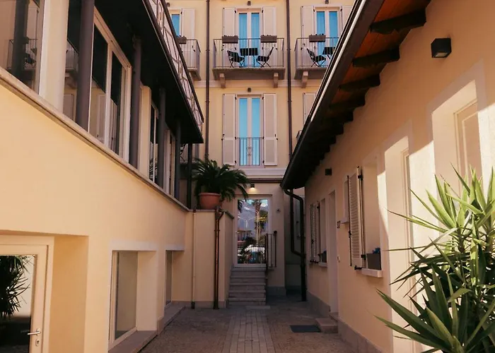 Rosa فندق بافينو