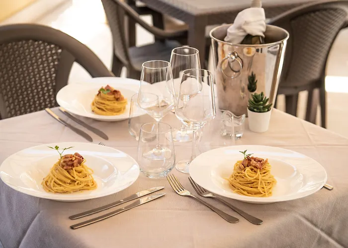 Ξενοδοχείο Rosa 4*