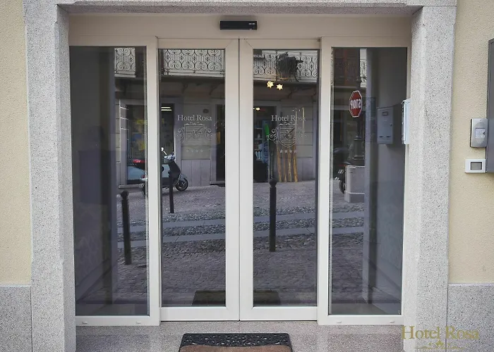 Rosa 4* بافينو